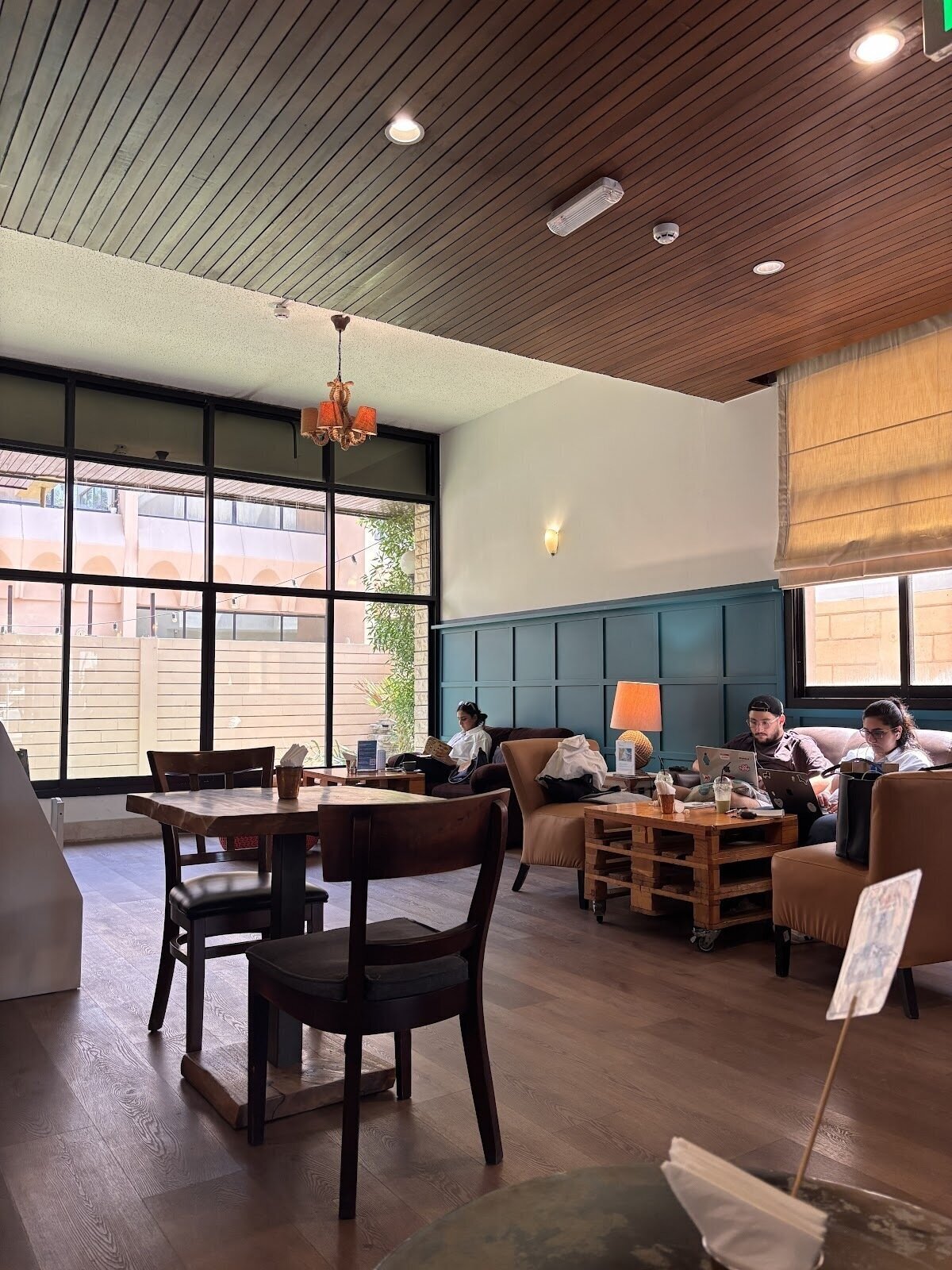 <span class="translation_missing" title="translation missing: en.meta.location_title, location_name: The Third Place Cafe, city: Abu Dhabi">Location Title</span>