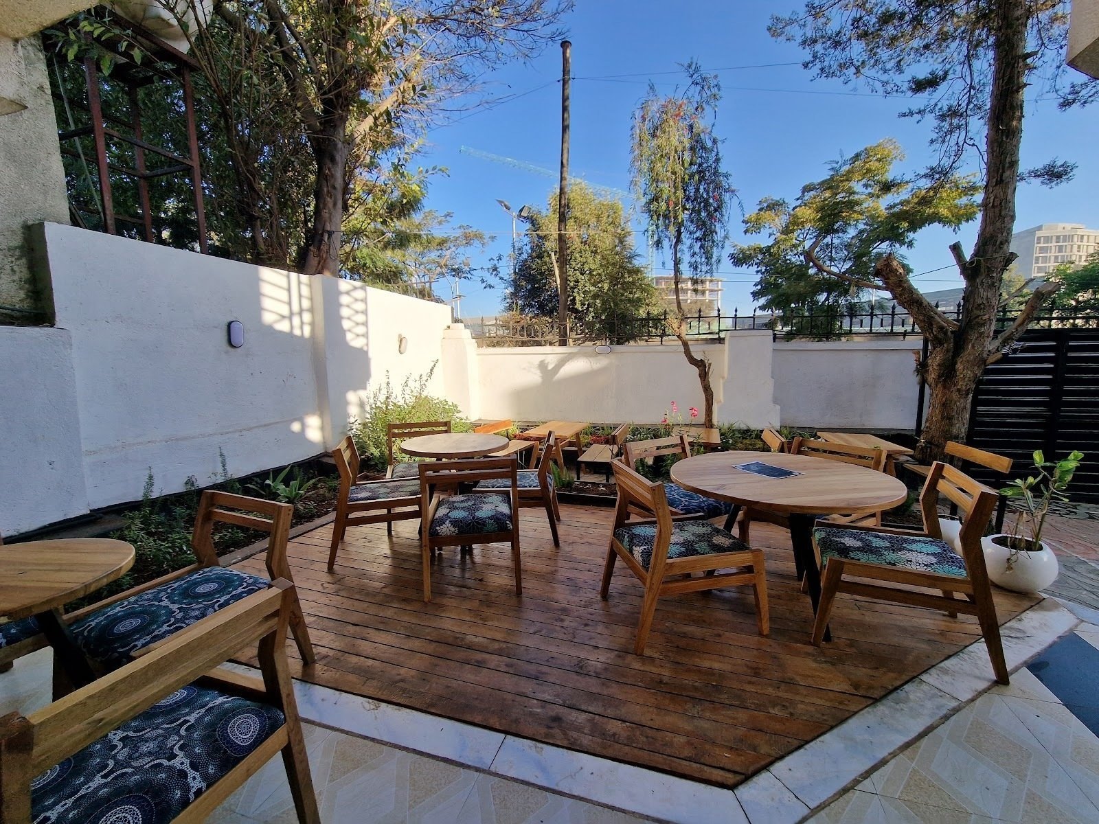 <span class="translation_missing" title="translation missing: en.meta.location_title, location_name: Gâteau Bakery Cafe and Pastry Shop, city: Addis Ababa">Location Title</span>