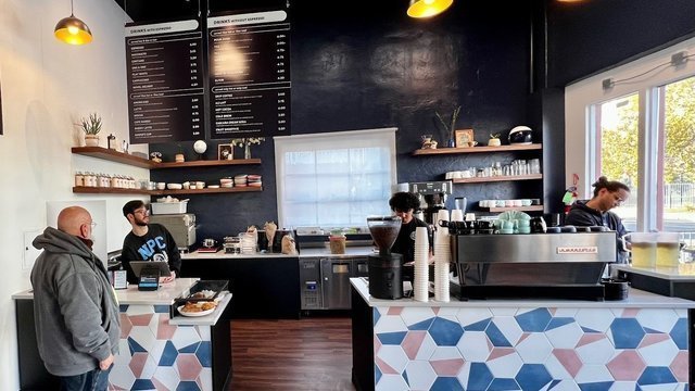 Novel Point Coffee