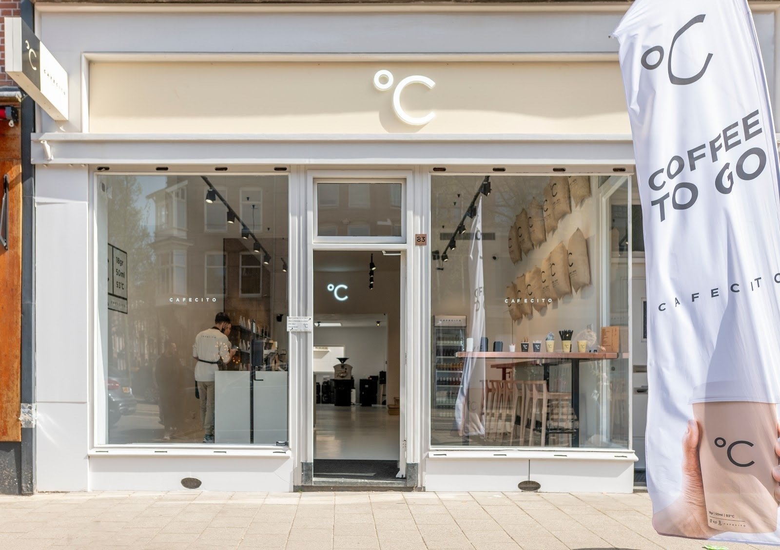 <span class="translation_missing" title="translation missing: en.meta.location_title, location_name: Cafecito, city: Amsterdam">Location Title</span>