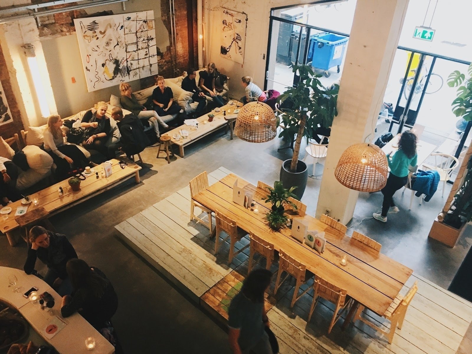 <span class="translation_missing" title="translation missing: en.meta.location_title, location_name: Coffee &amp; Coconuts, city: Amsterdam">Location Title</span>