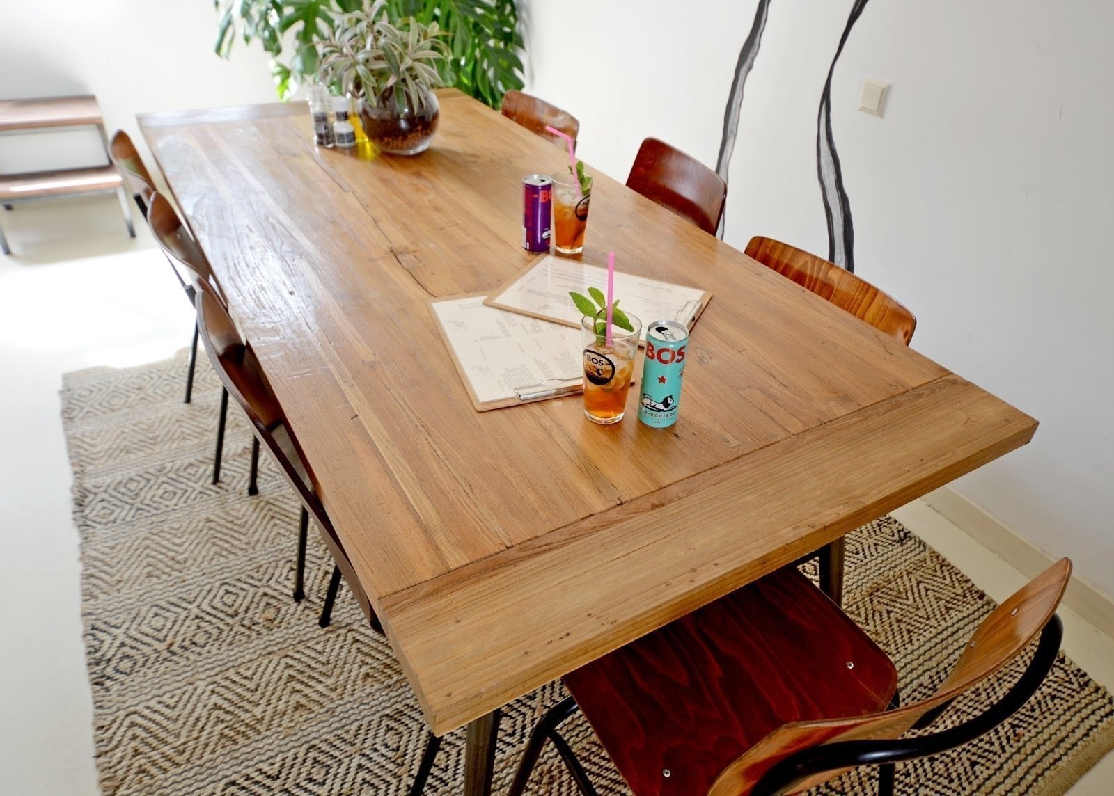 <span class="translation_missing" title="translation missing: en.meta.location_title, location_name: Samen - Lunch and Juices, city: Amsterdam">Location Title</span>