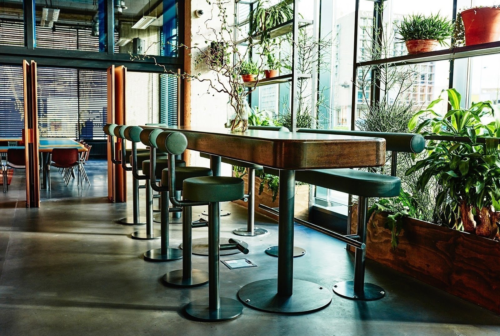 <span class="translation_missing" title="translation missing: en.meta.location_title, location_name: Volkshotel, city: Amsterdam">Location Title</span>
