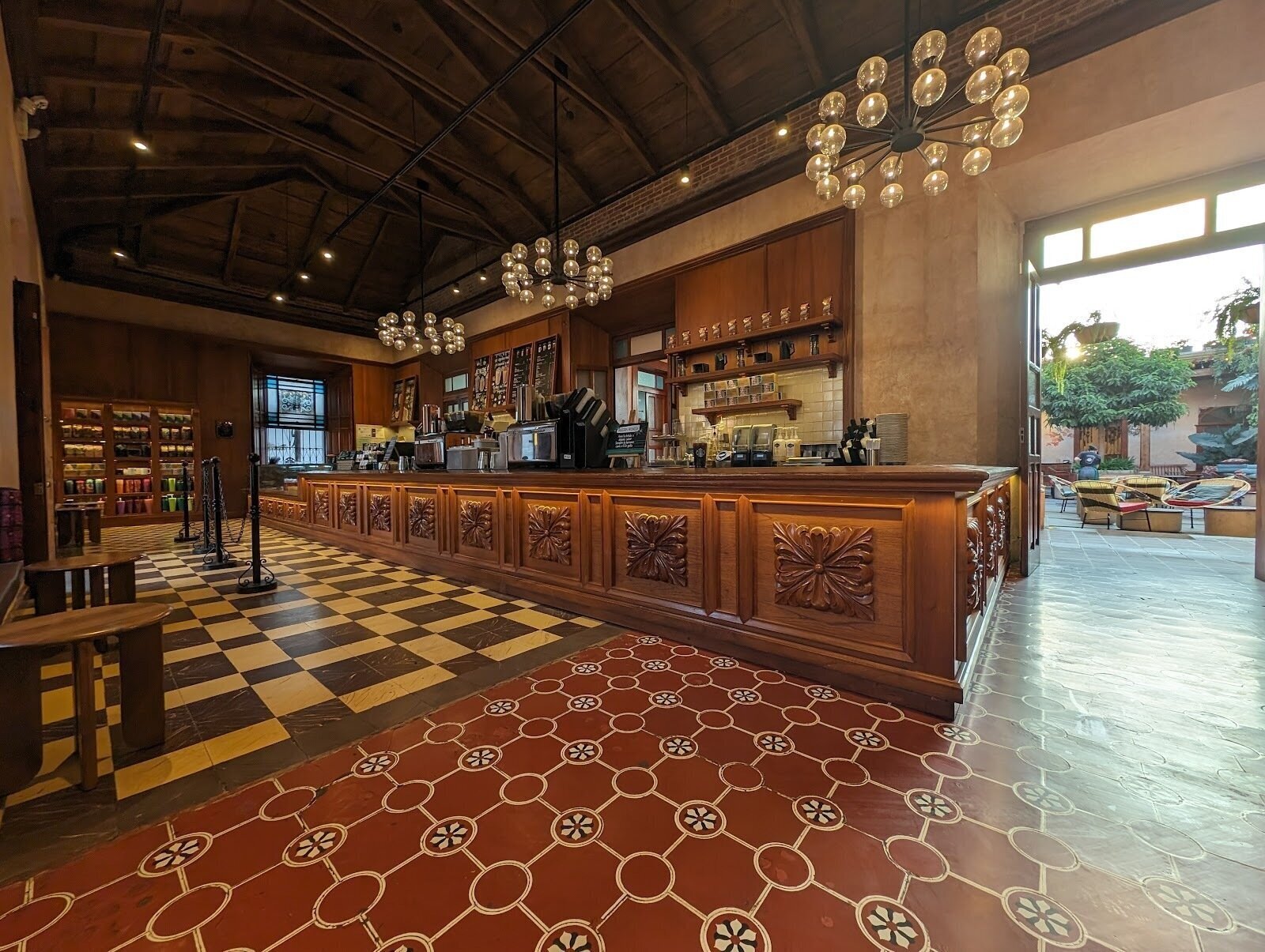 <span class="translation_missing" title="translation missing: en.meta.location_title, location_name: Starbucks @ Centro histórico, city: Antigua">Location Title</span>