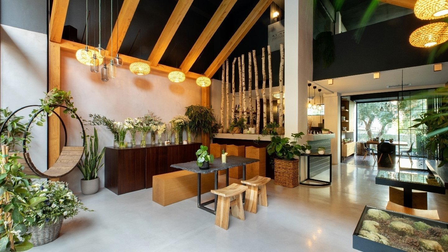 <span class="translation_missing" title="translation missing: en.meta.location_title, location_name: Ohayo Teahouse, city: Athens">Location Title</span>