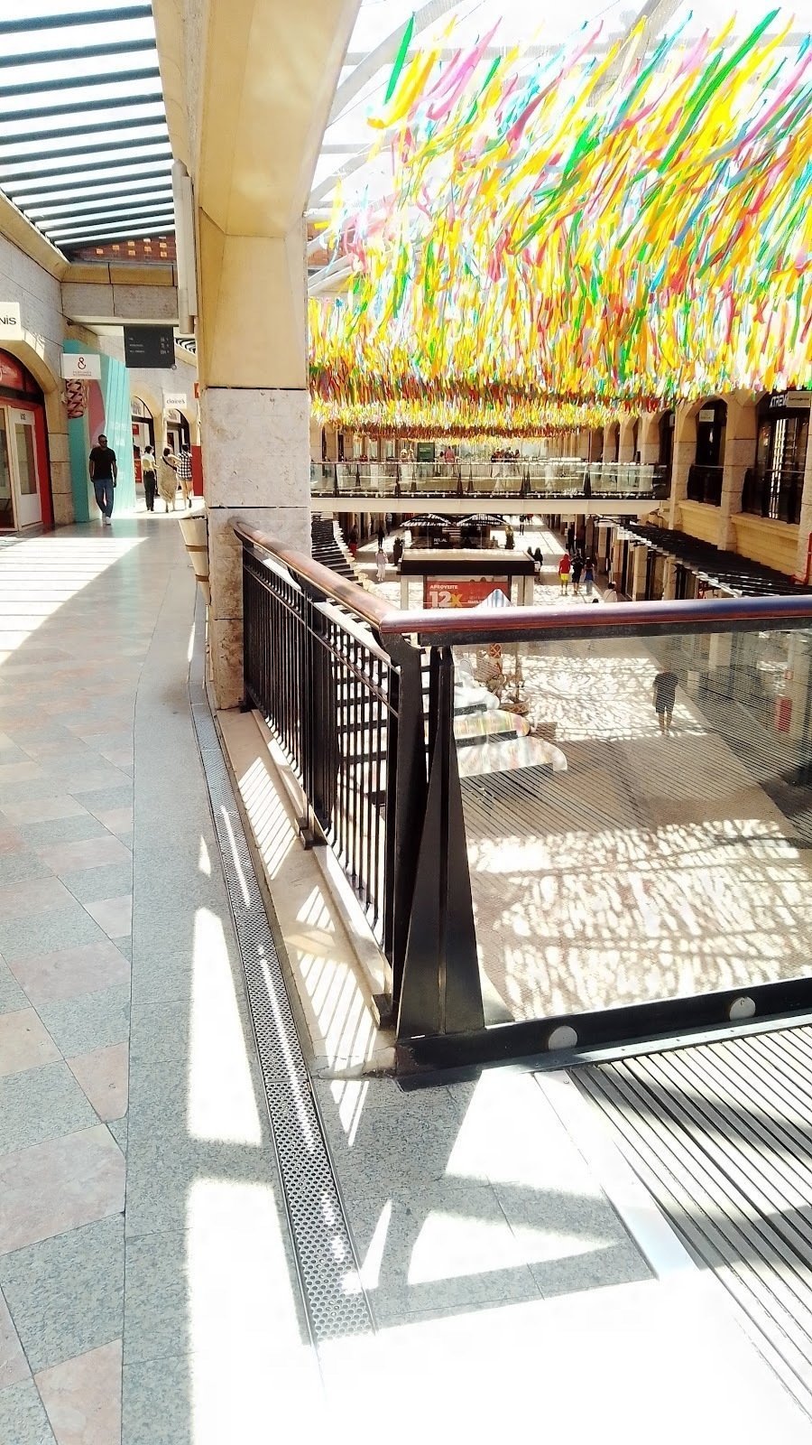 <span class="translation_missing" title="translation missing: en.meta.location_title, location_name: Forum Aveiro, city: Aveiro">Location Title</span>