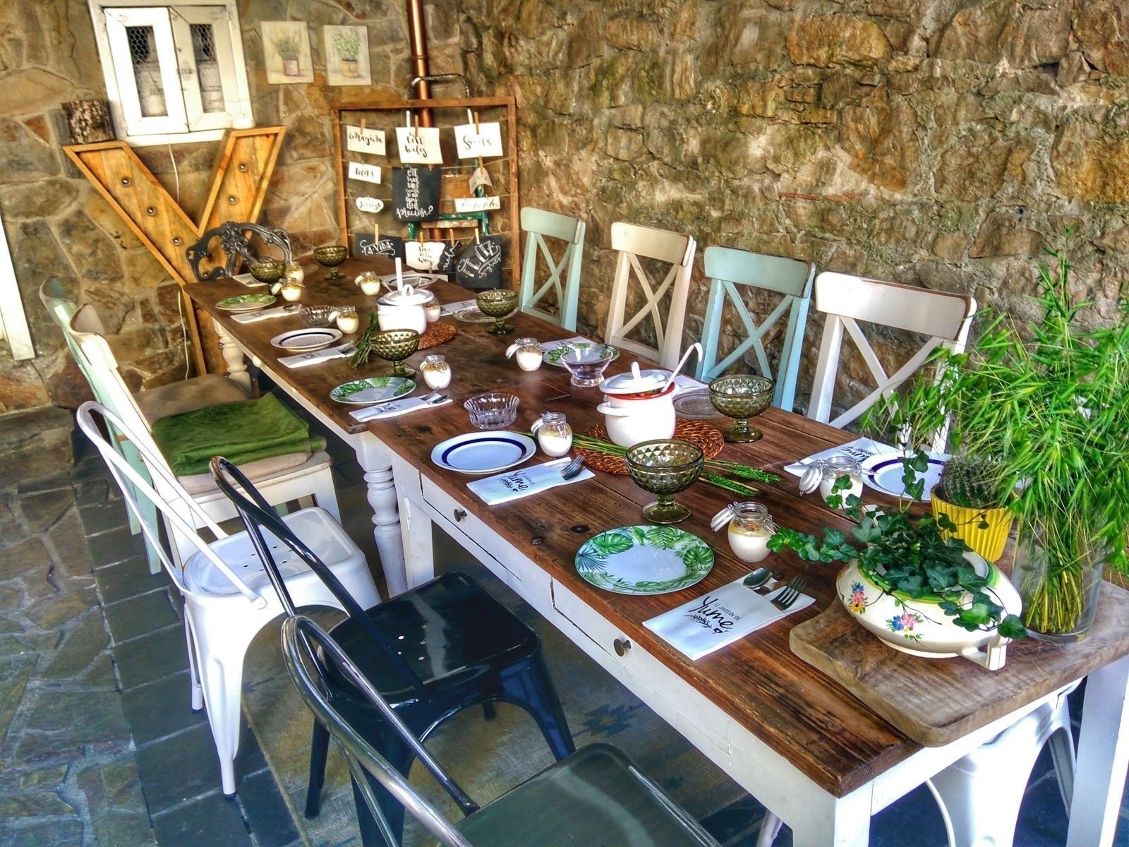 <span class="translation_missing" title="translation missing: en.meta.location_title, location_name: El Jardín de Yume, city: Aviles">Location Title</span>