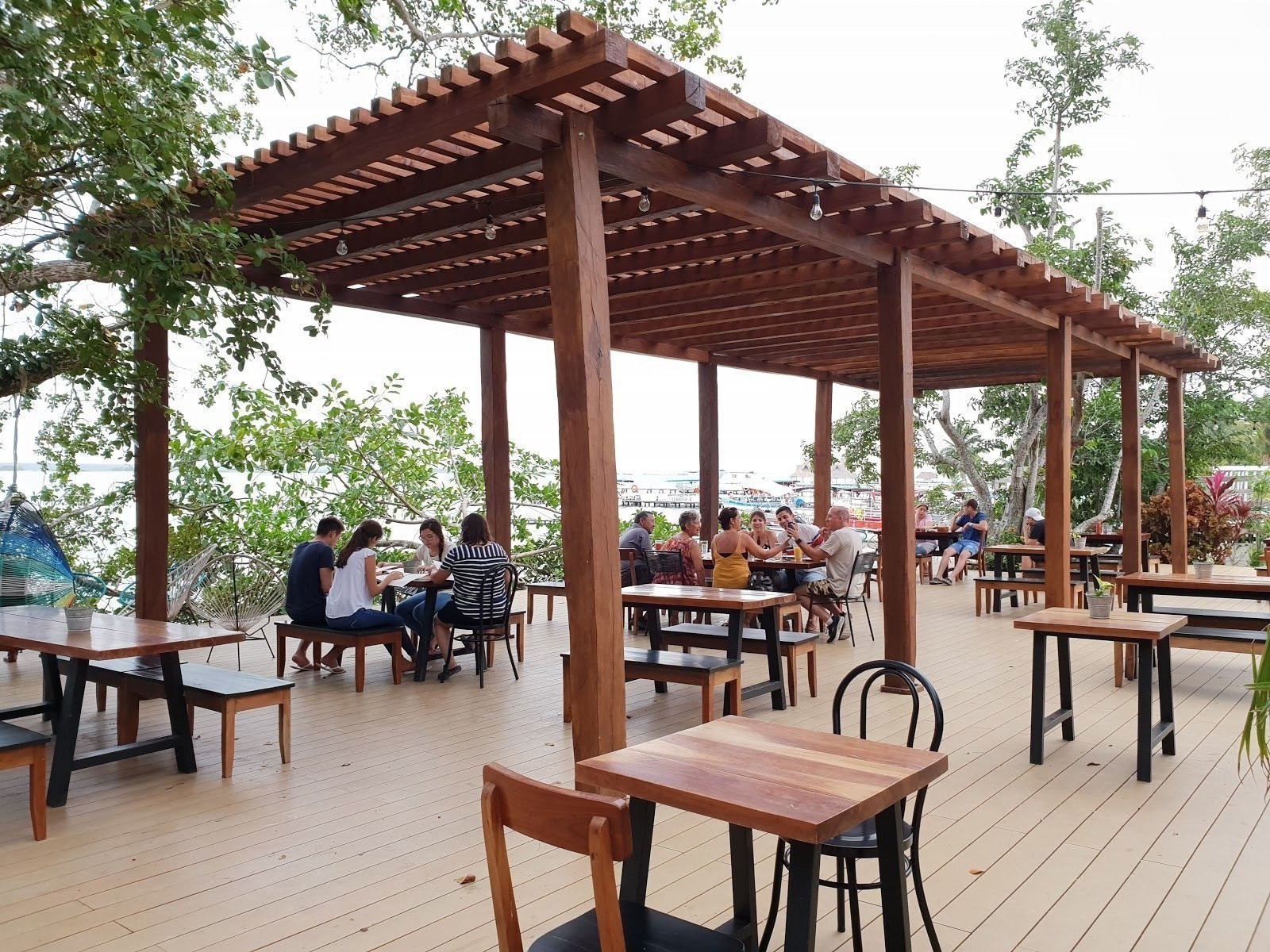 <span class="translation_missing" title="translation missing: en.meta.location_title, location_name: La Playita, city: Bacalar">Location Title</span>