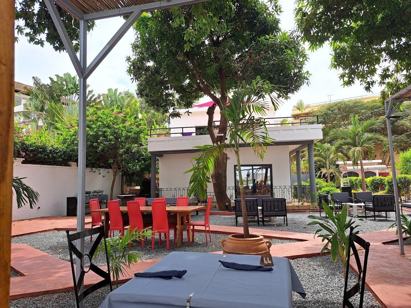 <span class="translation_missing" title="translation missing: en.meta.location_title, location_name: Badala Hotel, city: Bamako">Location Title</span>