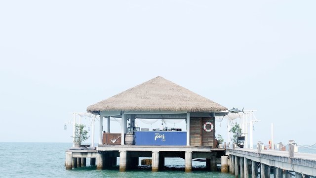 Kept Pier Cafe