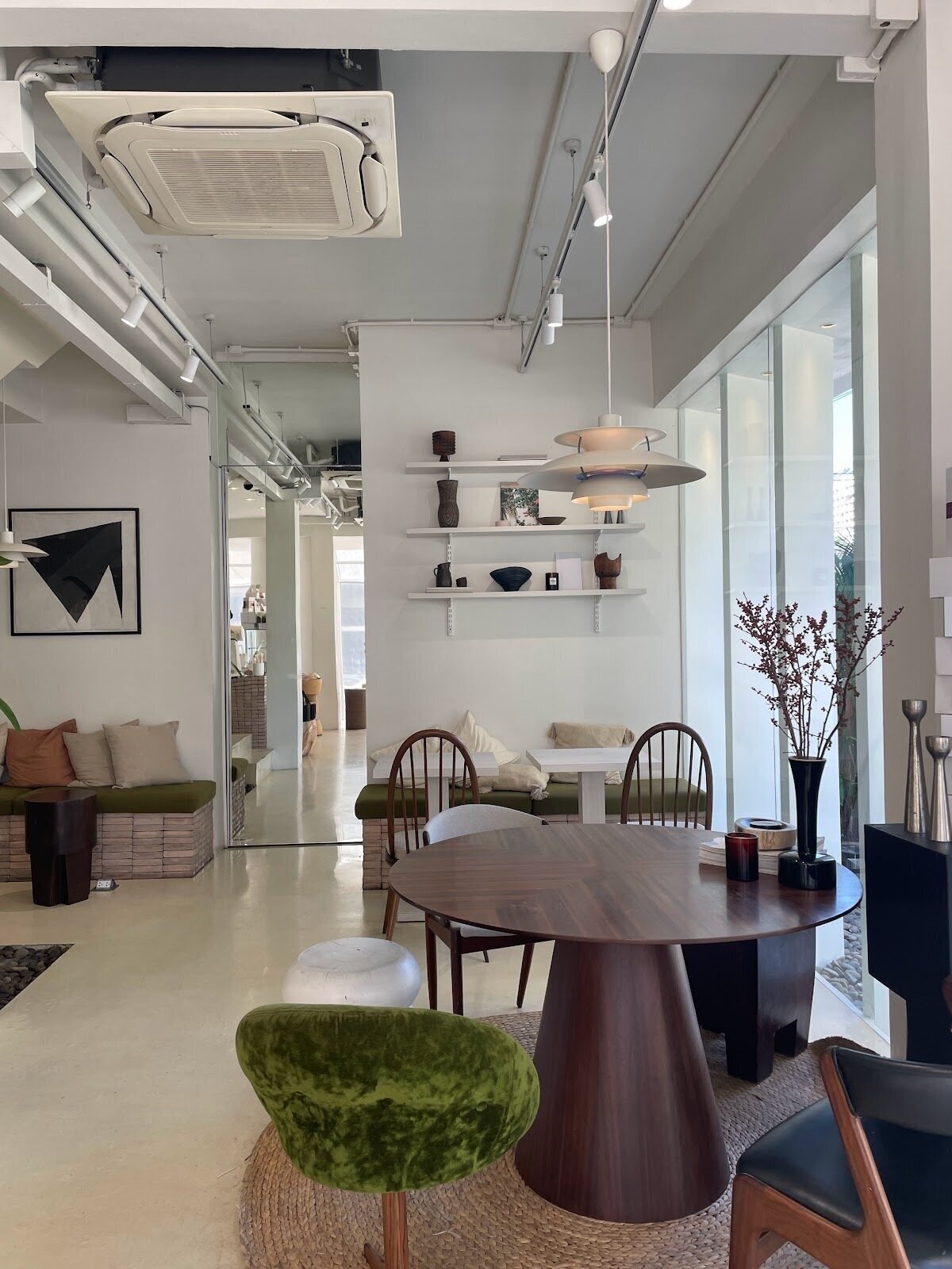 <span class="translation_missing" title="translation missing: en.meta.location_title, location_name: A KEEN HOUSE, city: Bangkok">Location Title</span>