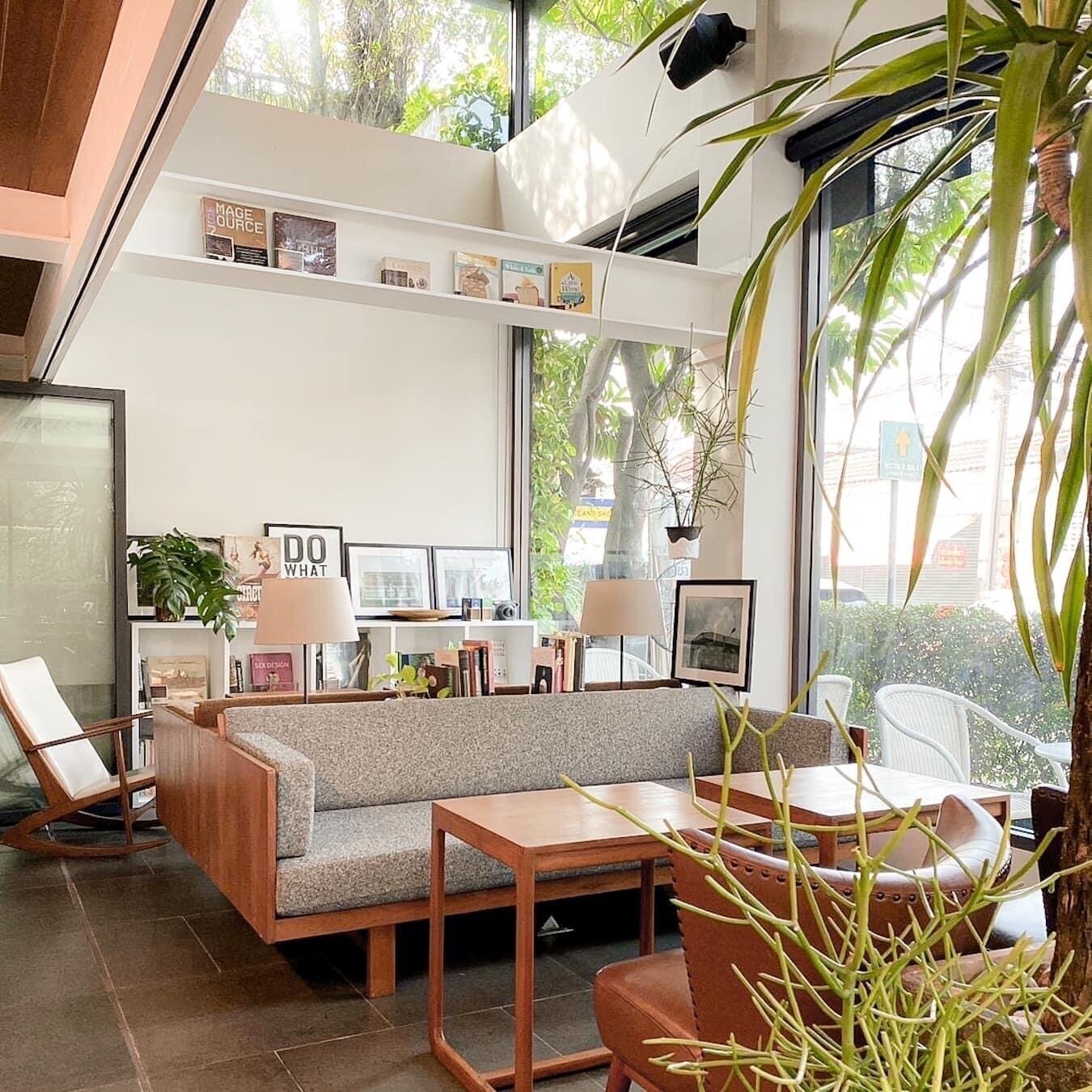 <span class="translation_missing" title="translation missing: en.meta.location_title, location_name: Library Cafe, city: Bangkok">Location Title</span>