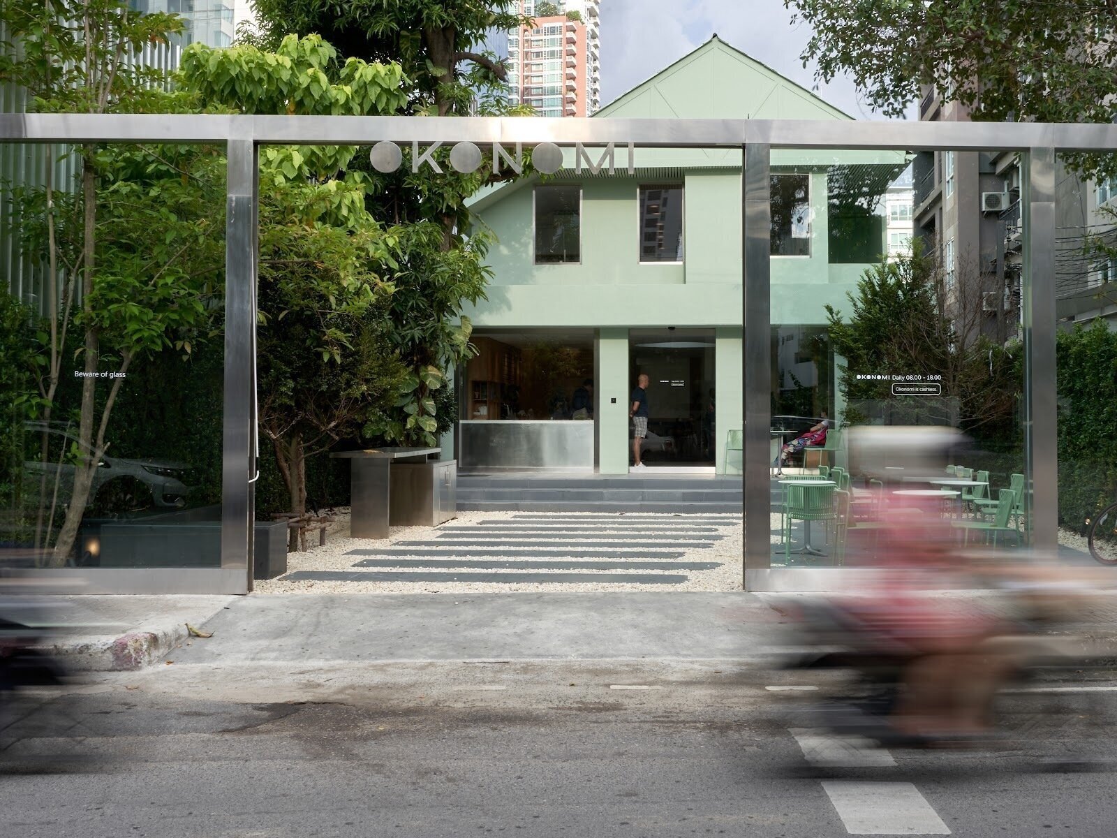 <span class="translation_missing" title="translation missing: en.meta.location_title, location_name: OKONOMI Sukhumvit 38, city: Bangkok">Location Title</span>