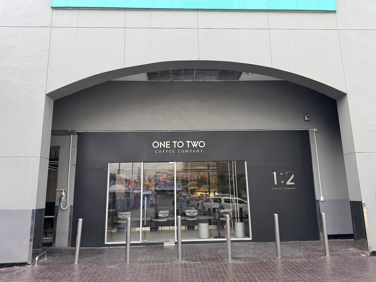 <span class="translation_missing" title="translation missing: en.meta.location_title, location_name: ONE TO TWO COFFEE COMPANY @ Lotus&#39;s Sukhumvit 50, city: Bangkok">Location Title</span>