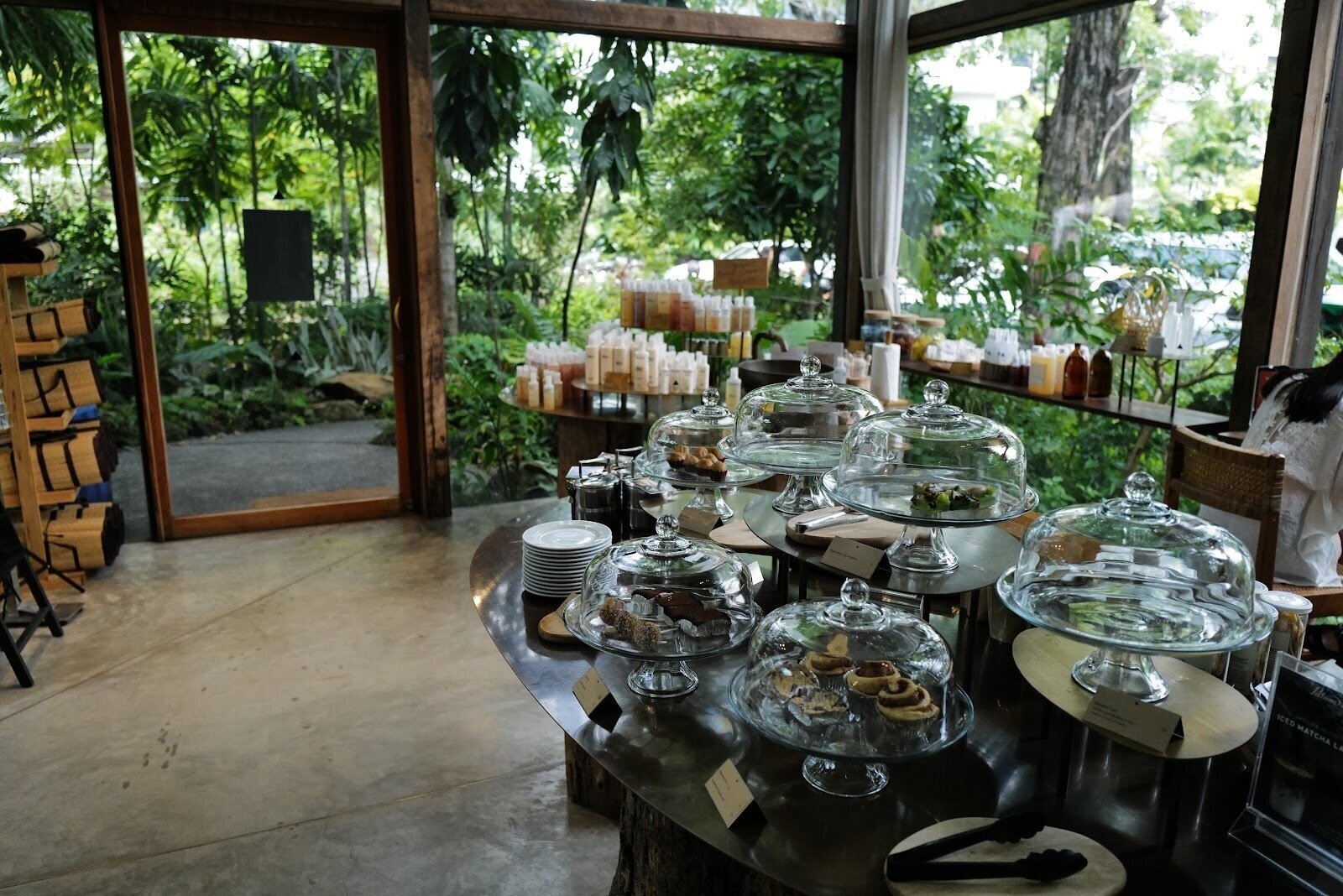 <span class="translation_missing" title="translation missing: en.meta.location_title, location_name: Patom Organic Living, city: Bangkok">Location Title</span>