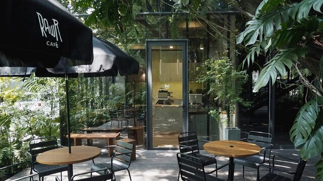 RAWR Cafe