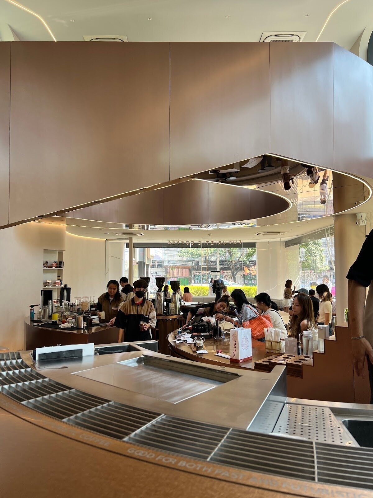 <span class="translation_missing" title="translation missing: en.meta.location_title, location_name: Rolling Roasters @ Ekamai, city: Bangkok">Location Title</span>