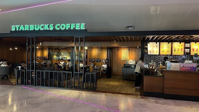 Starbucks EmQuartier ชั้น BF