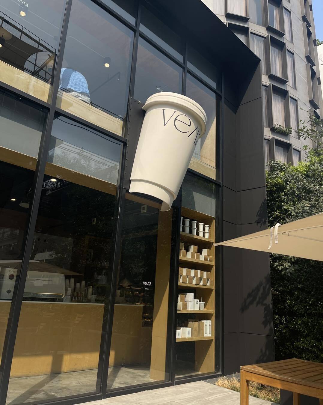 <span class="translation_missing" title="translation missing: en.meta.location_title, location_name: VE/LA Studio Sukhumvit 49, city: Bangkok">Location Title</span>