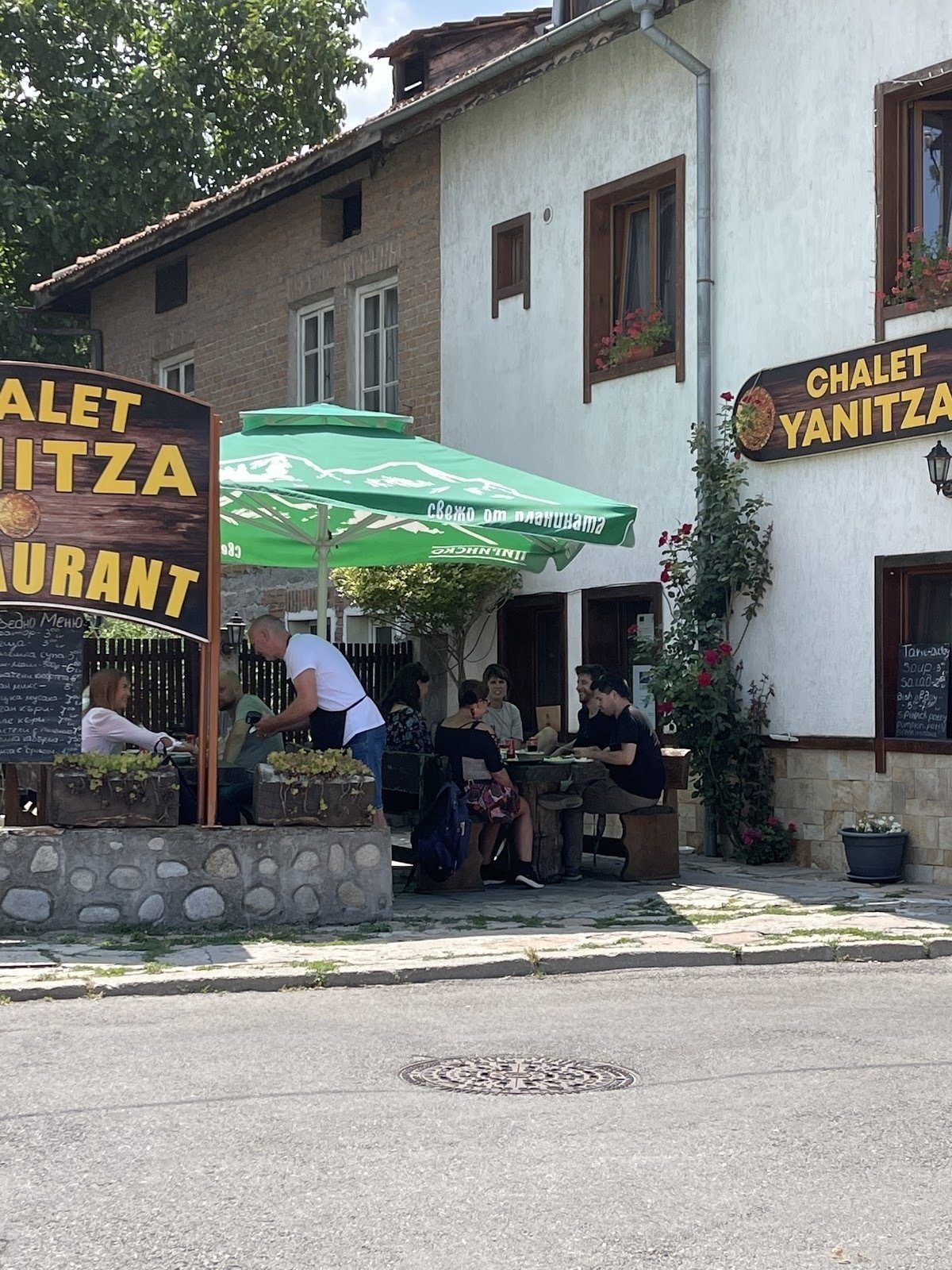 <span class="translation_missing" title="translation missing: en.meta.location_title, location_name: CHALET YANITZA, city: Bansko">Location Title</span>