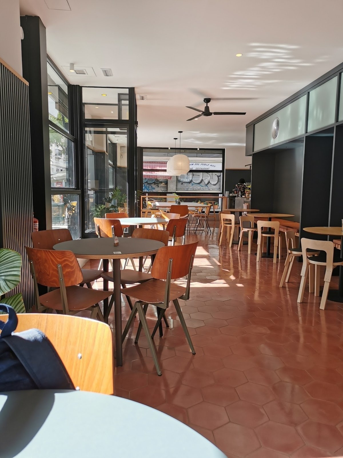 <span class="translation_missing" title="translation missing: en.meta.location_title, location_name: Federal Cafe Poblenou, city: Barcelona">Location Title</span>