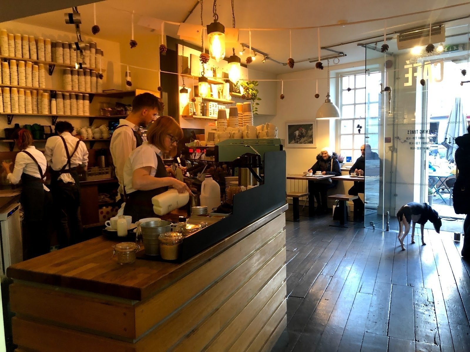 <span class="translation_missing" title="translation missing: en.meta.location_title, location_name: Society Café, city: Bath">Location Title</span>