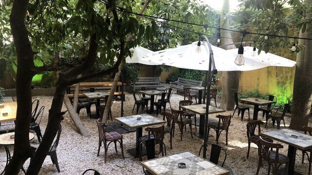 Cafe Younes