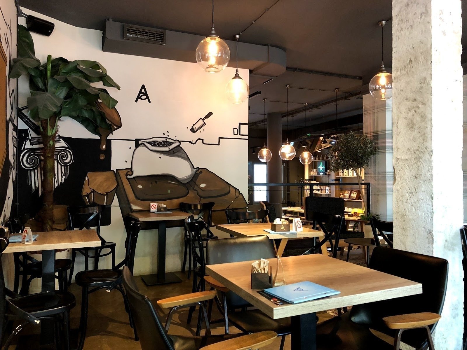 <span class="translation_missing" title="translation missing: en.meta.location_title, location_name: Aviator Coffee Explorer, city: Belgrade">Location Title</span>