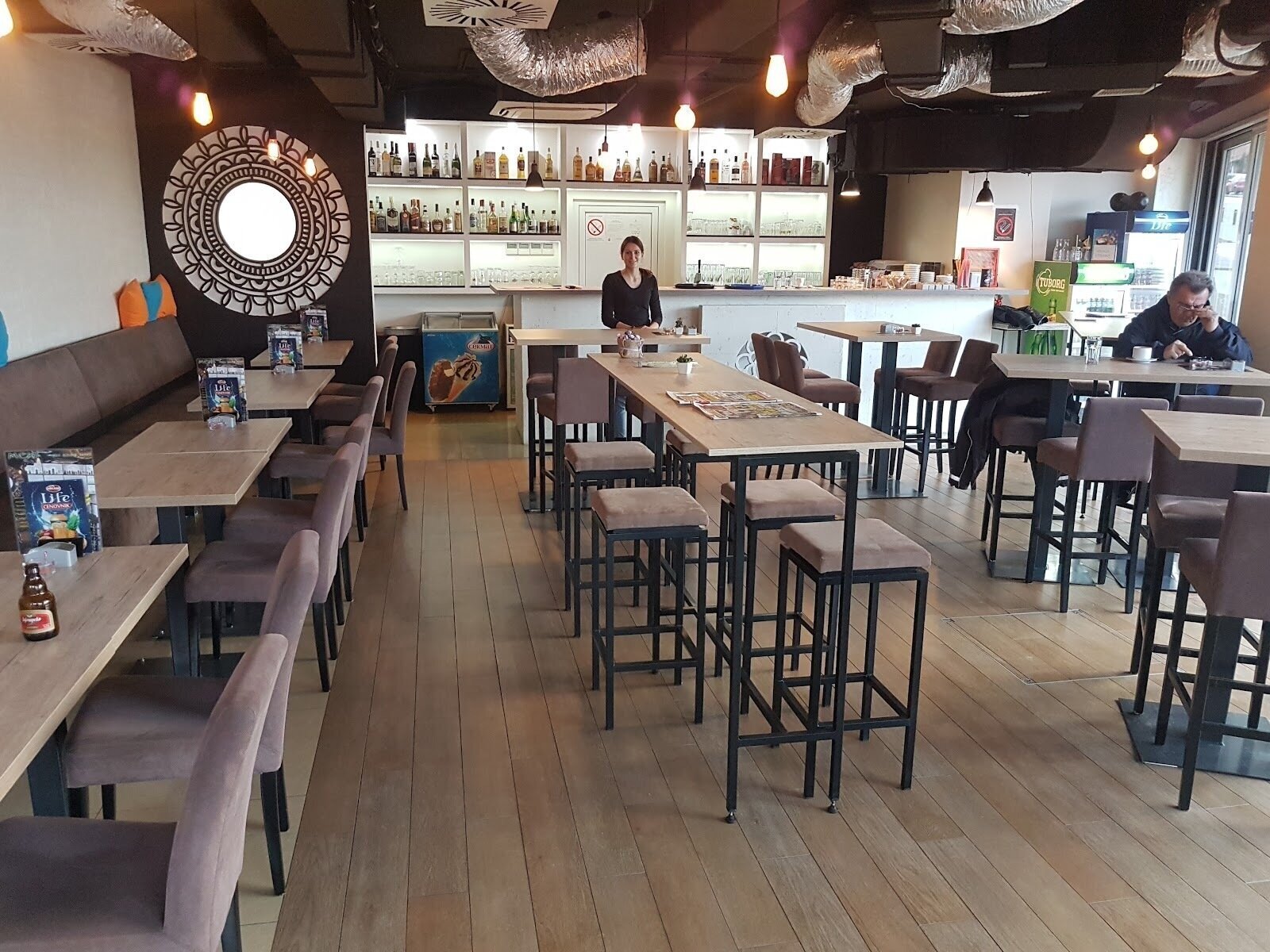 <span class="translation_missing" title="translation missing: en.meta.location_title, location_name: Aviv Park, city: Belgrade">Location Title</span>