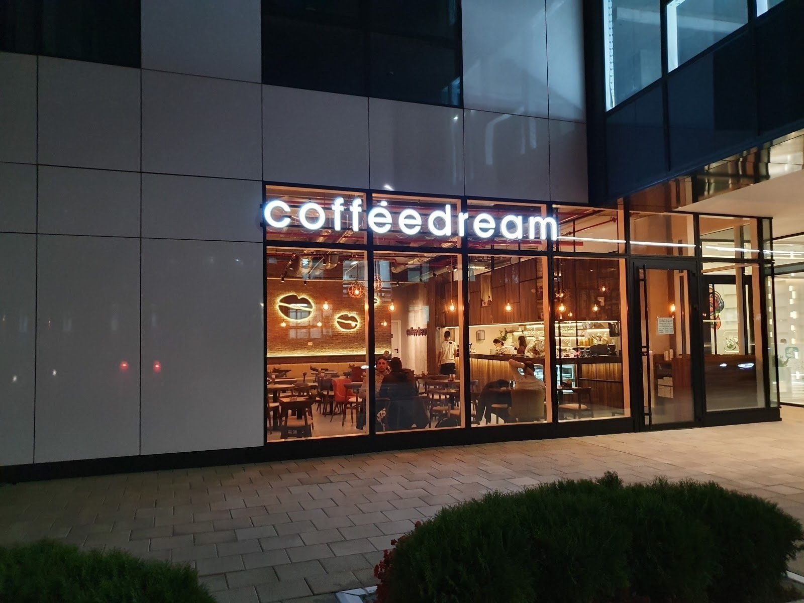 <span class="translation_missing" title="translation missing: en.meta.location_title, location_name: Coffee Dream @ Starine Novaka, city: Belgrade">Location Title</span>