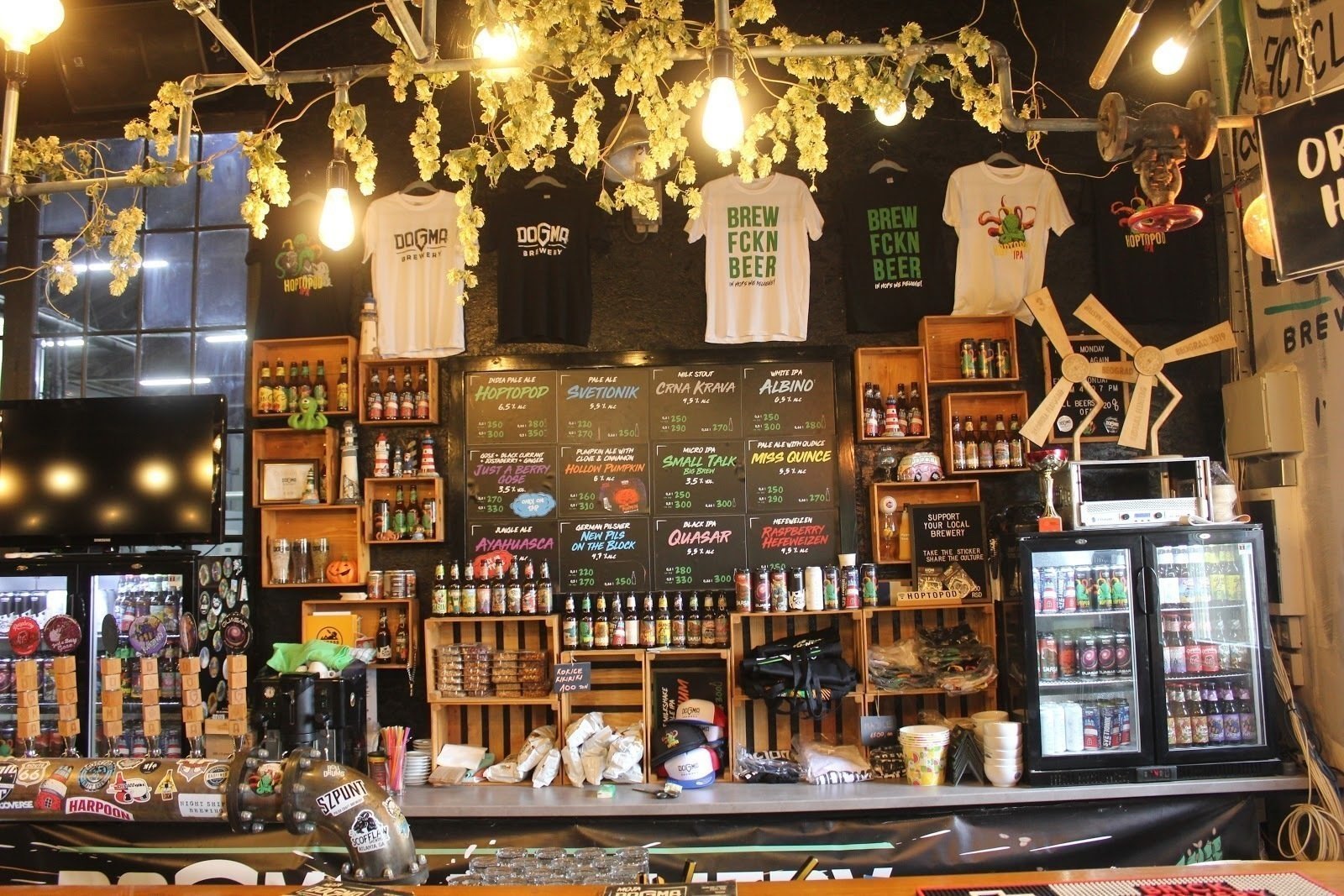 <span class="translation_missing" title="translation missing: en.meta.location_title, location_name: Dogma Brewery &amp; Tap Room, city: Belgrade">Location Title</span>