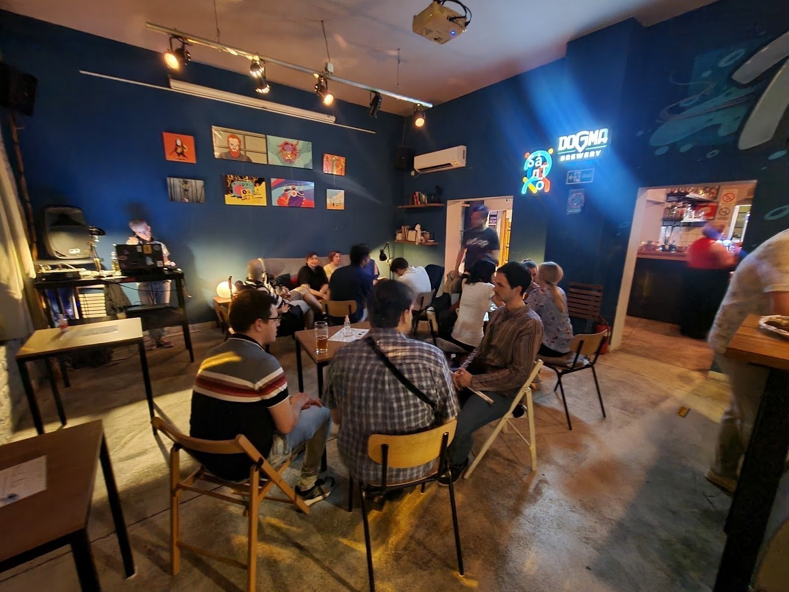 <span class="translation_missing" title="translation missing: en.meta.location_title, location_name: Kafe Bar 16, city: Belgrade">Location Title</span>