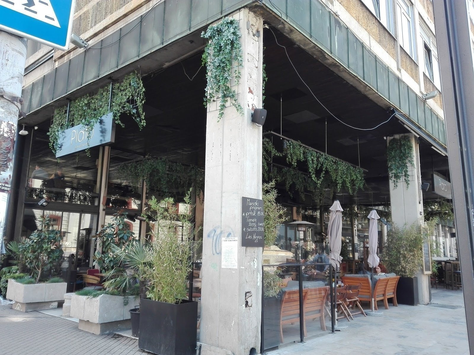 <span class="translation_missing" title="translation missing: en.meta.location_title, location_name: Plato, city: Belgrade">Location Title</span>