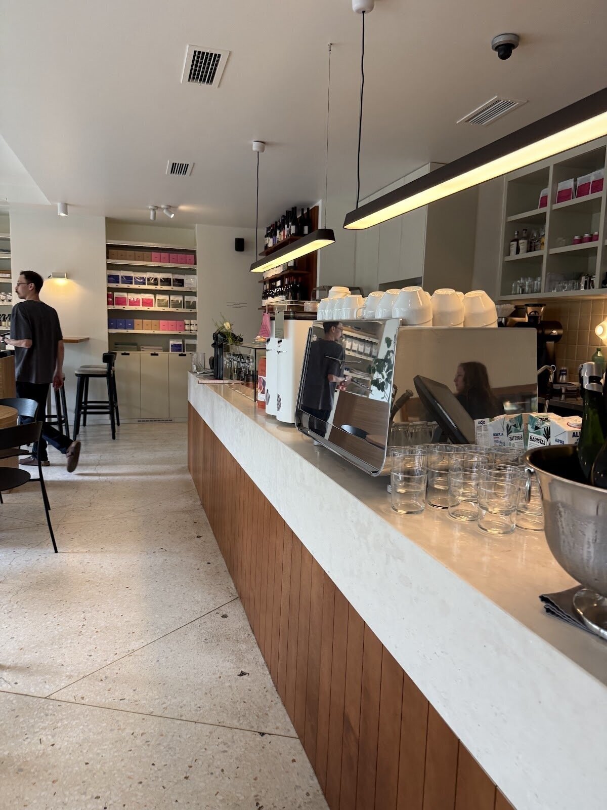 <span class="translation_missing" title="translation missing: en.meta.location_title, location_name: Sonder Dorćol, city: Belgrade">Location Title</span>