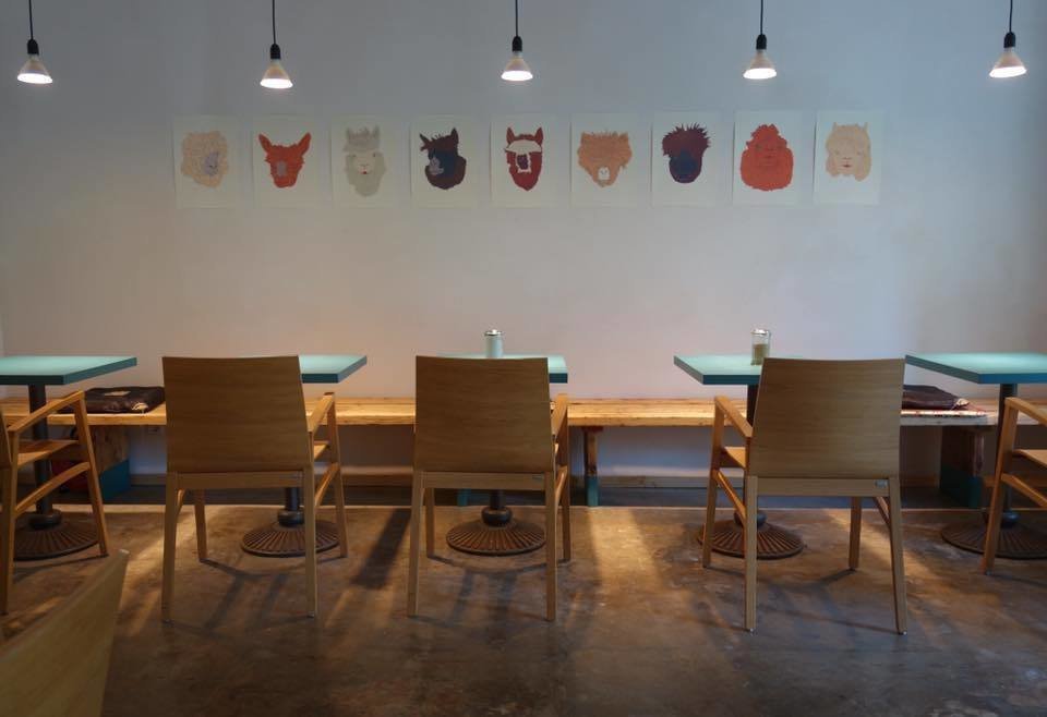 <span class="translation_missing" title="translation missing: en.meta.location_title, location_name: Café LaMa, city: Berlin">Location Title</span>