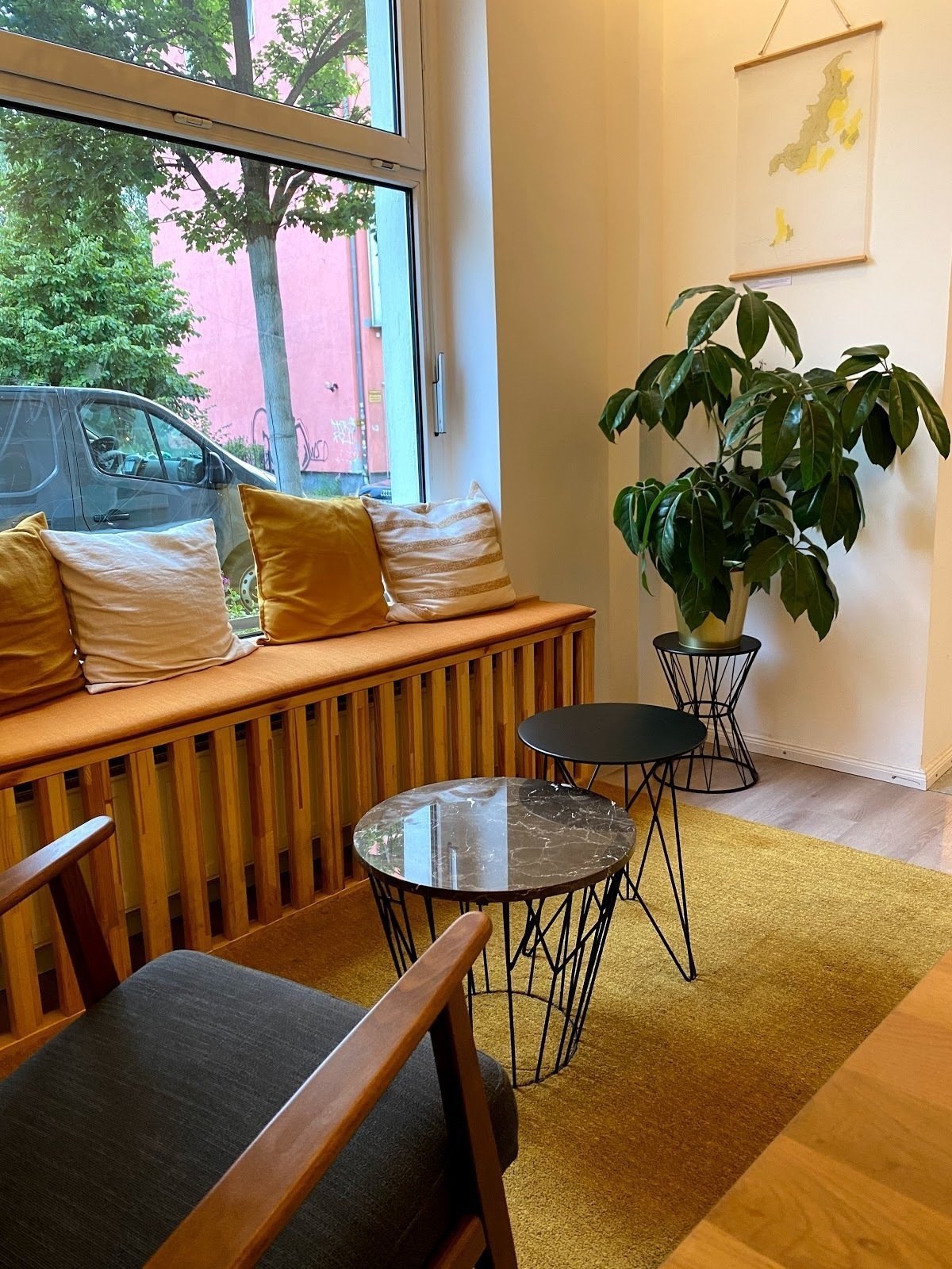 <span class="translation_missing" title="translation missing: en.meta.location_title, location_name: Coffea, city: Berlin">Location Title</span>