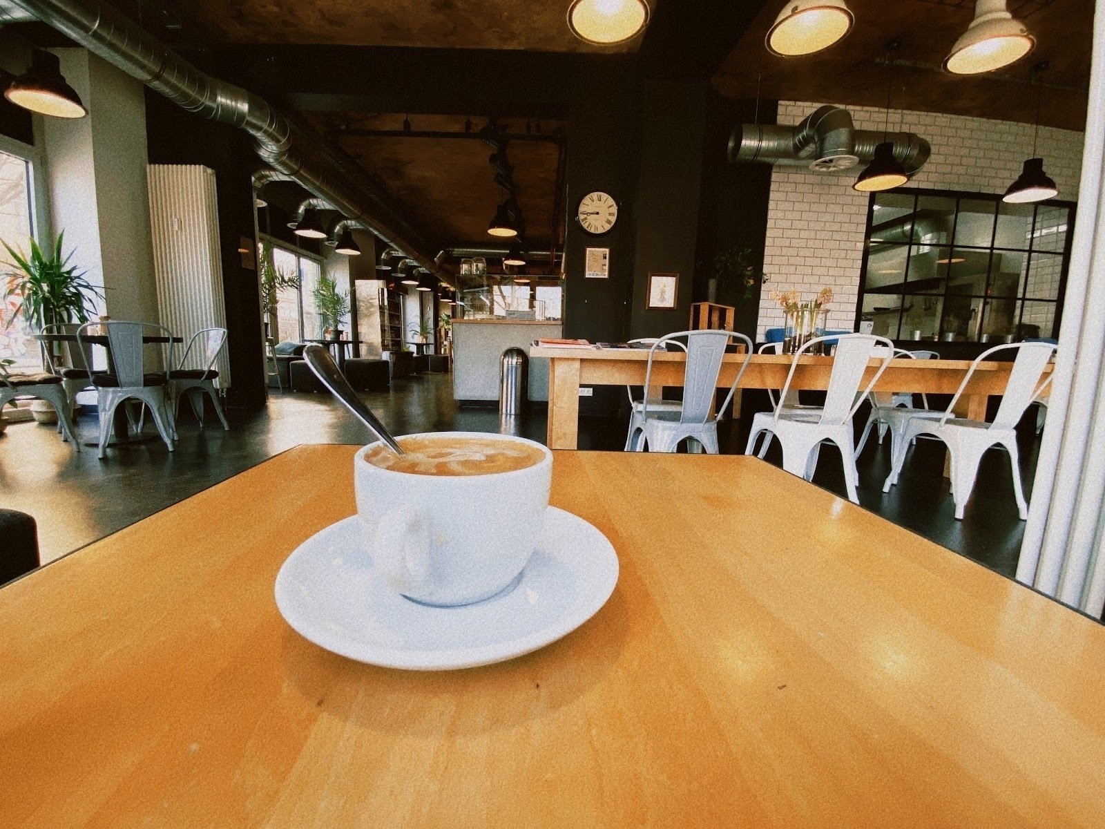 <span class="translation_missing" title="translation missing: en.meta.location_title, location_name: Estate Coffee, city: Berlin">Location Title</span>