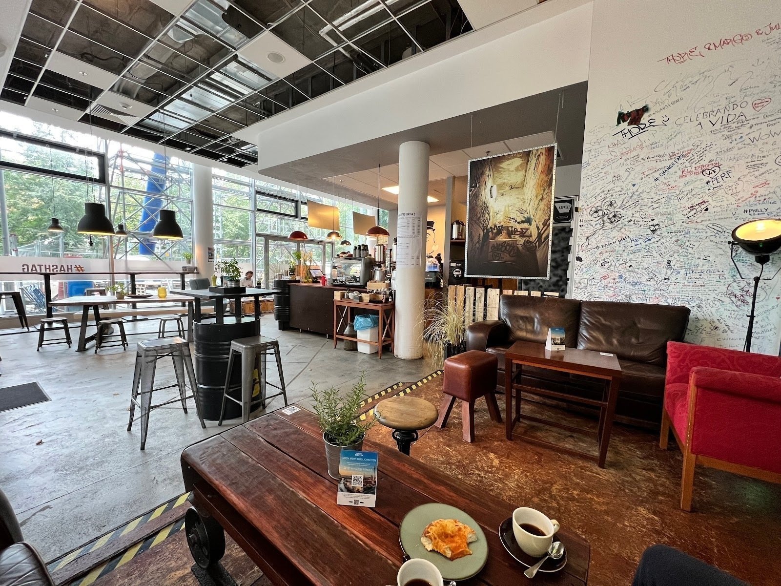 <span class="translation_missing" title="translation missing: en.meta.location_title, location_name: #HASHTAG Coffeeshop, city: Berlin">Location Title</span>