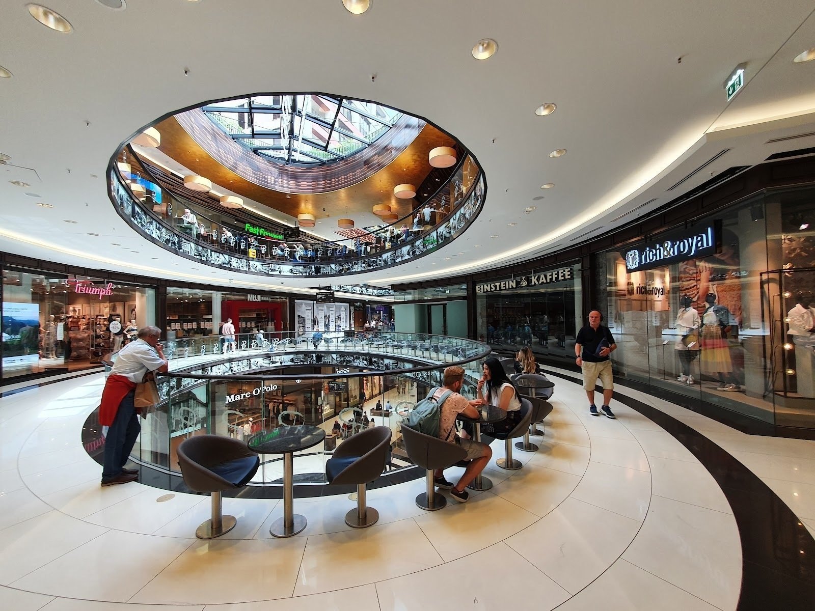 <span class="translation_missing" title="translation missing: en.meta.location_title, location_name: Mall of Berlin, city: Berlin">Location Title</span>