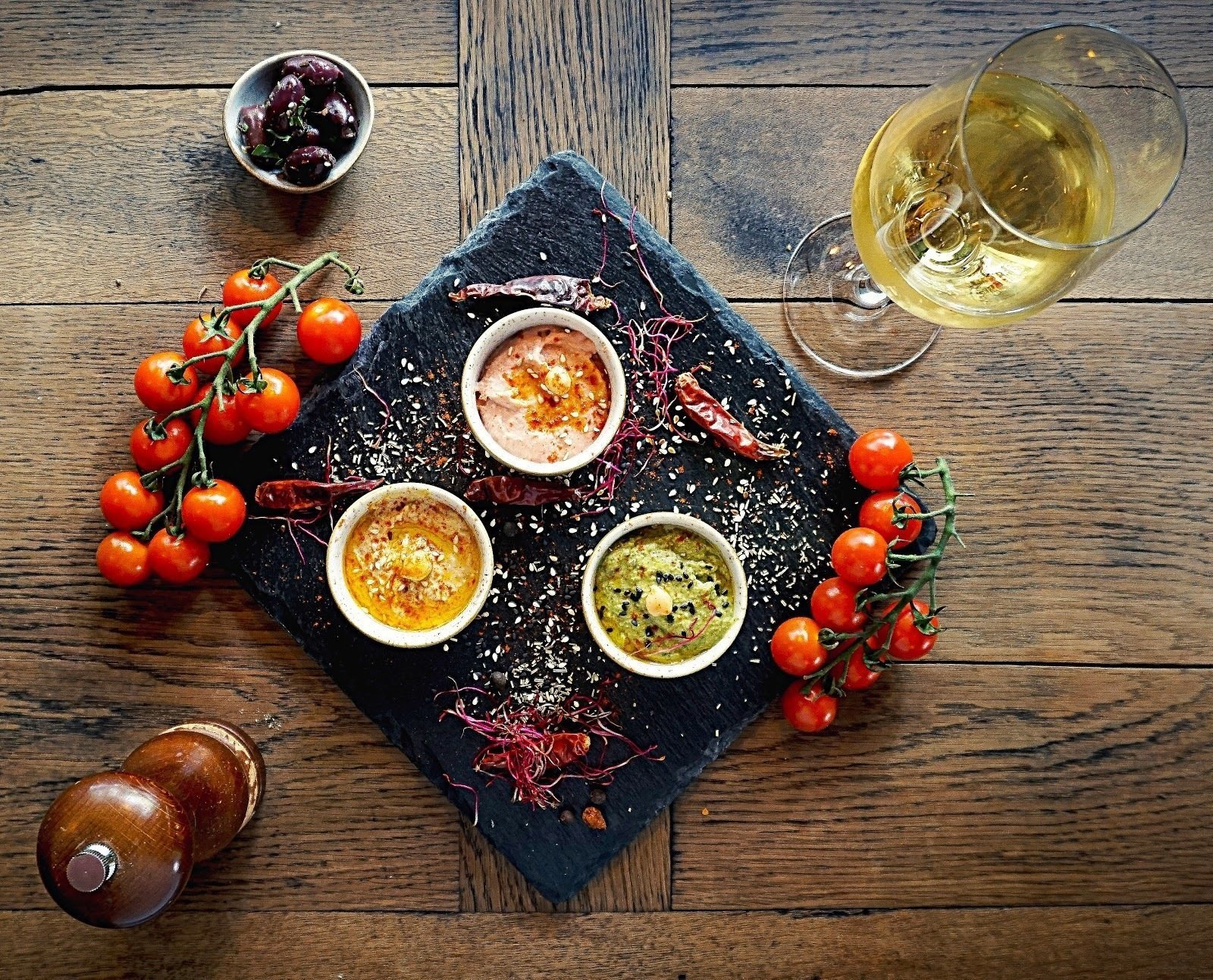 <span class="translation_missing" title="translation missing: en.meta.location_title, location_name: Mattea - Brunch Café &amp; Aperitivo Bar, city: Berlin">Location Title</span>
