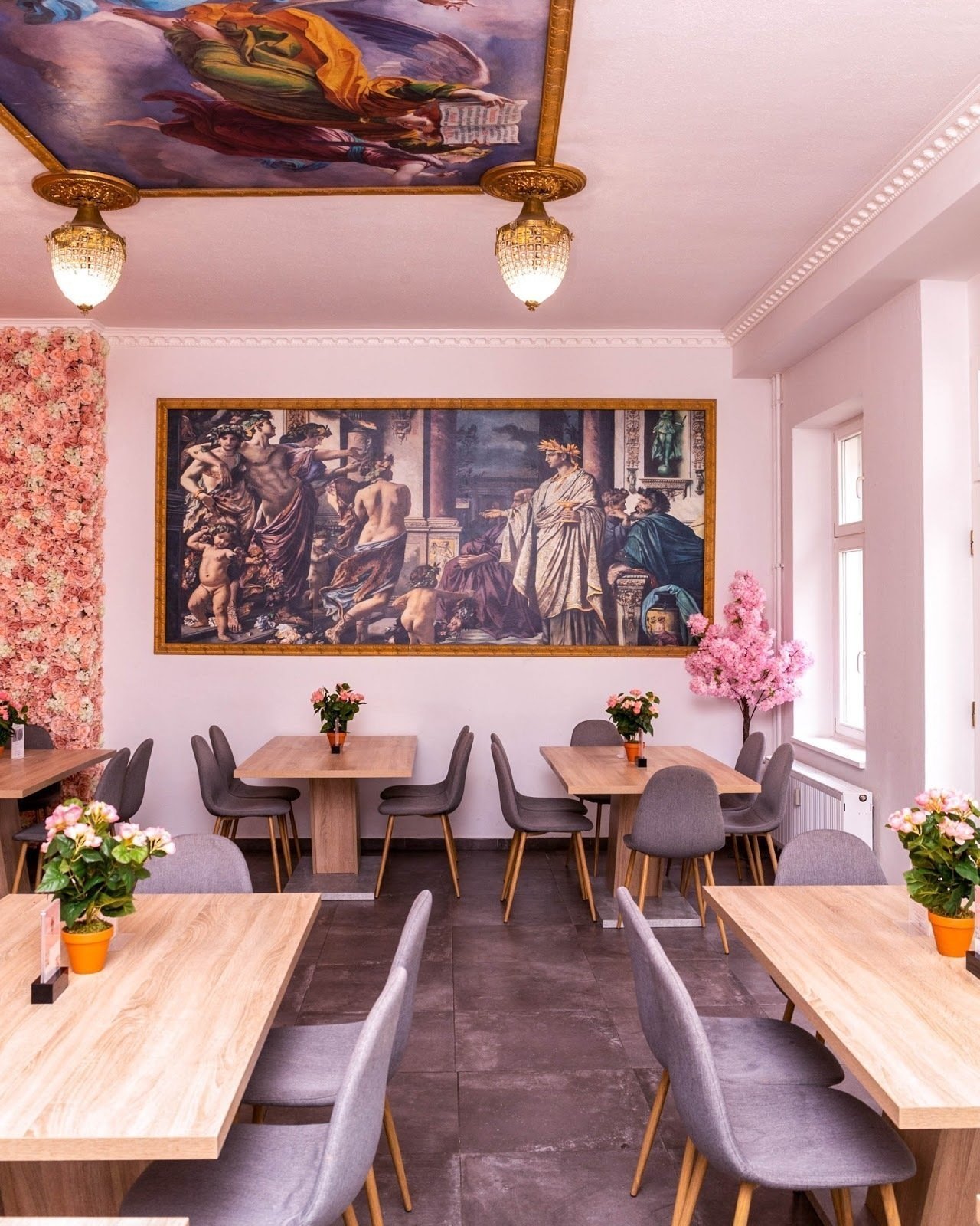 <span class="translation_missing" title="translation missing: en.meta.location_title, location_name: Schöne &amp; das Biest, city: Berlin">Location Title</span>