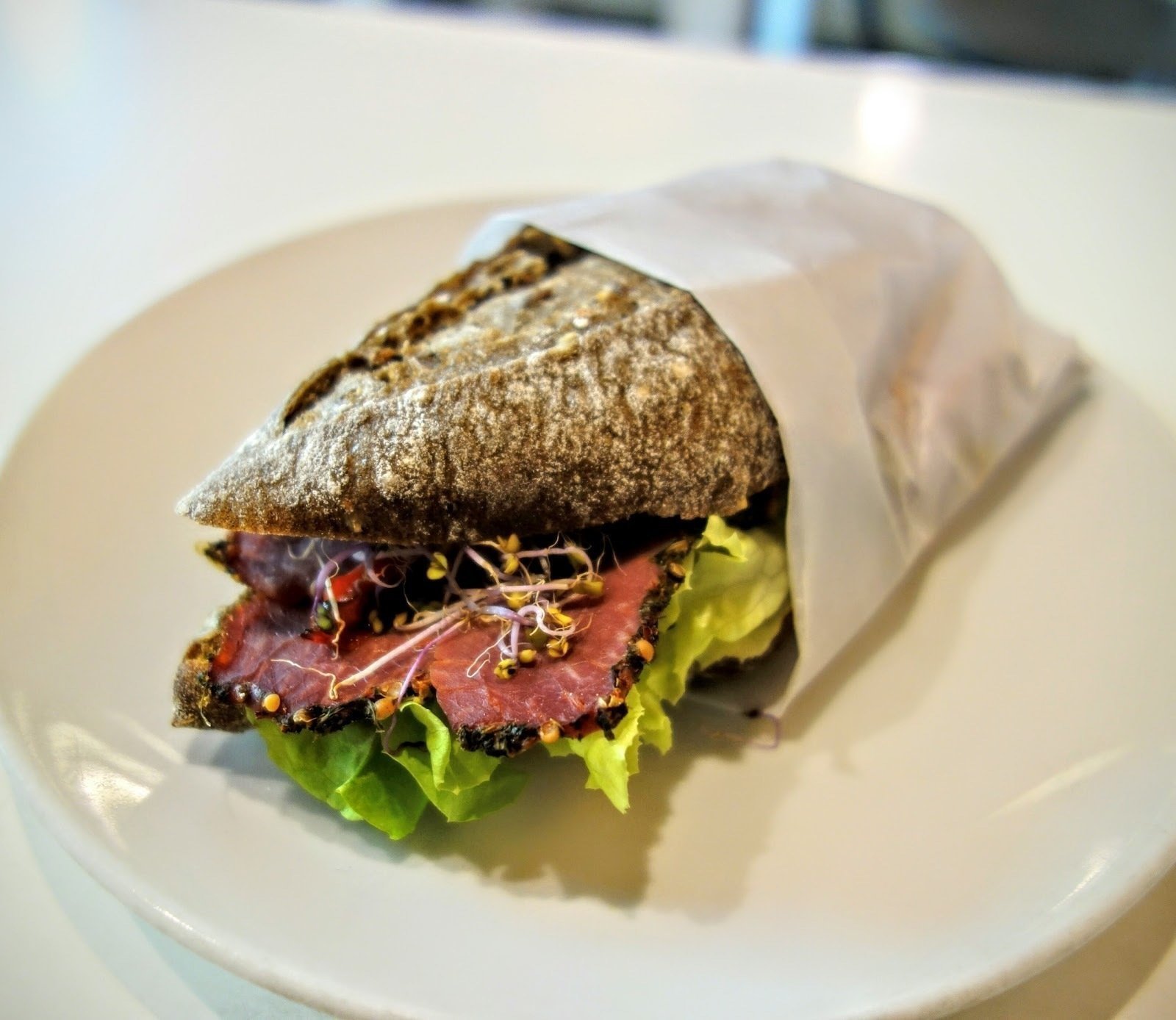 <span class="translation_missing" title="translation missing: en.meta.location_title, location_name: THE BARN Café, city: Berlin">Location Title</span>