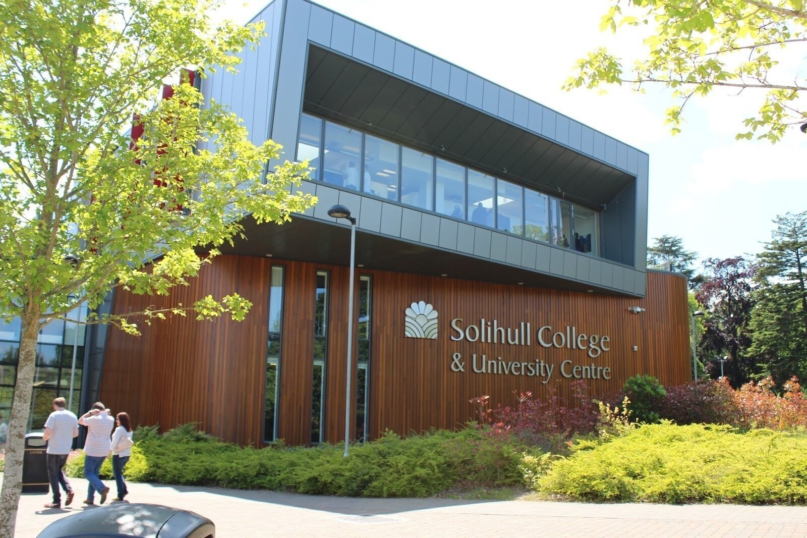 <span class="translation_missing" title="translation missing: en.meta.location_title, location_name: Solihull College &amp; University Centre - Blossomfield Campus, city: Birmingham">Location Title</span>