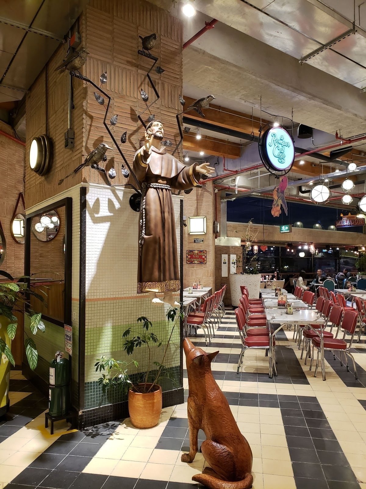 <span class="translation_missing" title="translation missing: en.meta.location_title, location_name: La Plaza De Andres Santa Fe, city: Bogotá">Location Title</span>