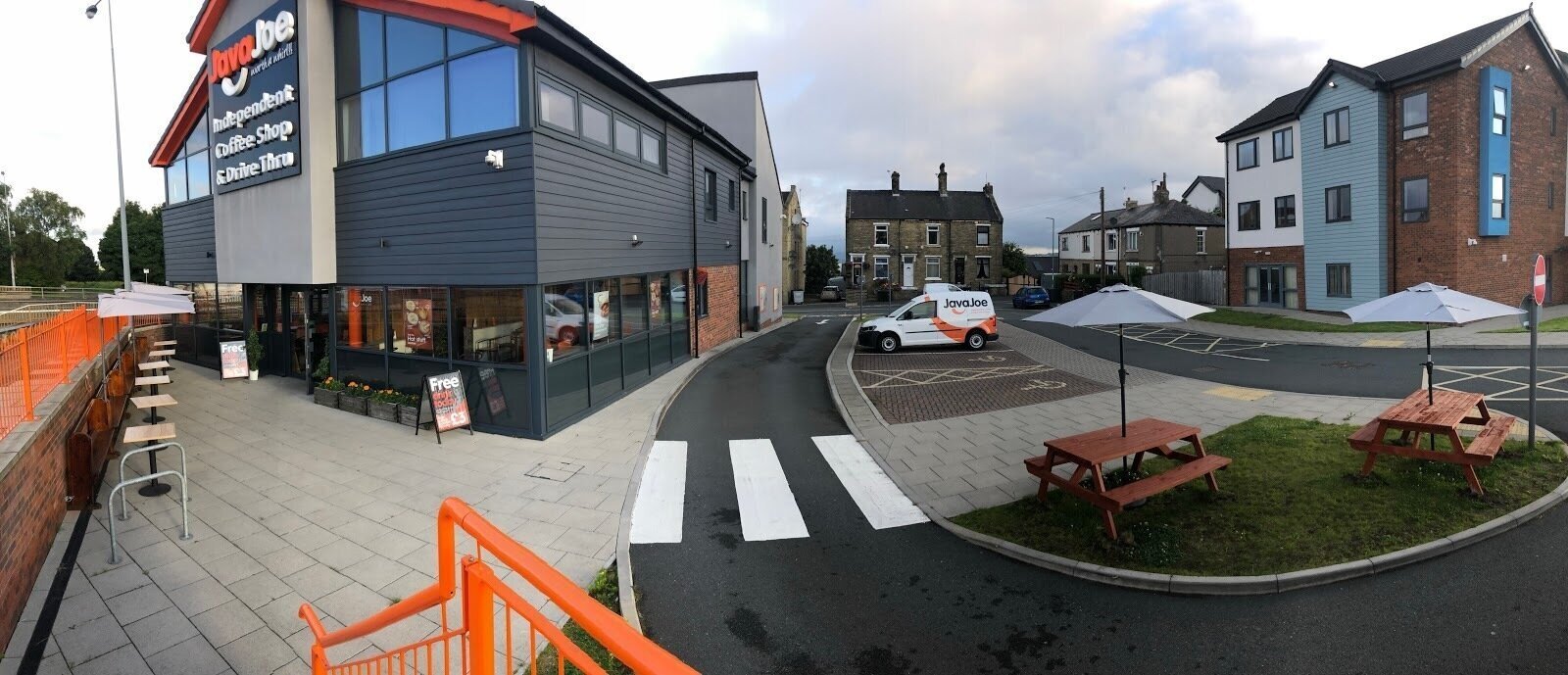 <span class="translation_missing" title="translation missing: en.meta.location_title, location_name: Java Joe, city: Bradford">Location Title</span>