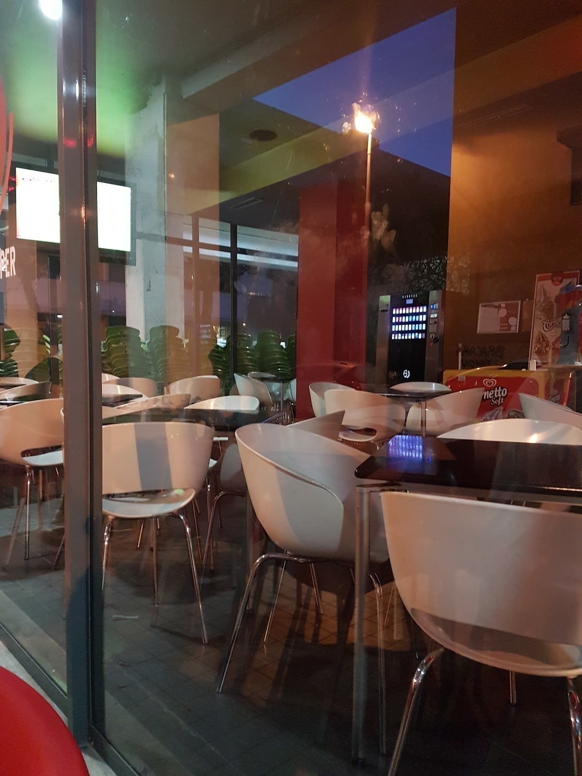 <span class="translation_missing" title="translation missing: en.meta.location_title, location_name: Carpe Noctem, city: Braga">Location Title</span>