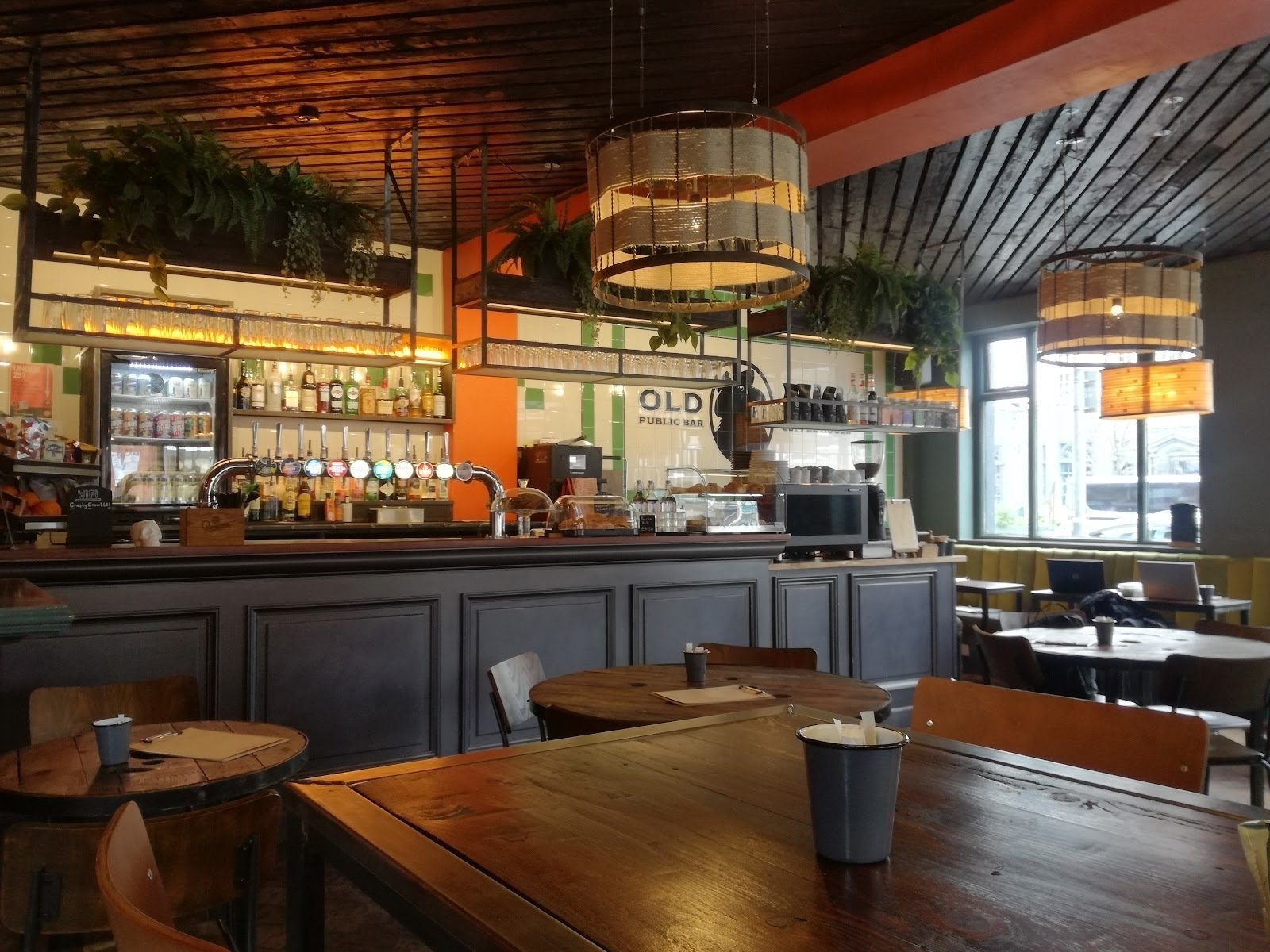 <span class="translation_missing" title="translation missing: en.meta.location_title, location_name: Old Crow, city: Brighton">Location Title</span>