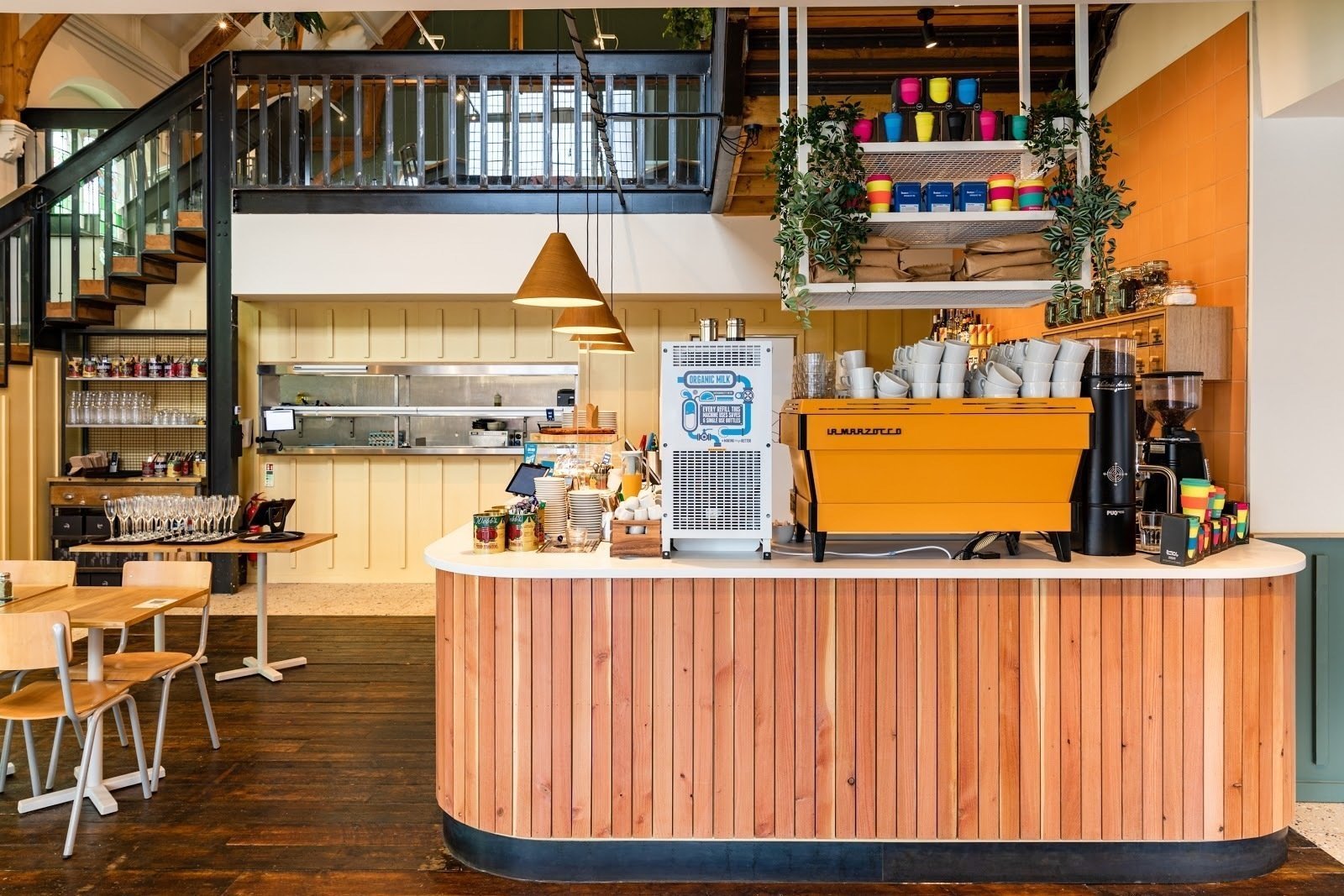 <span class="translation_missing" title="translation missing: en.meta.location_title, location_name: Boston Tea Party, city: Bristol">Location Title</span>