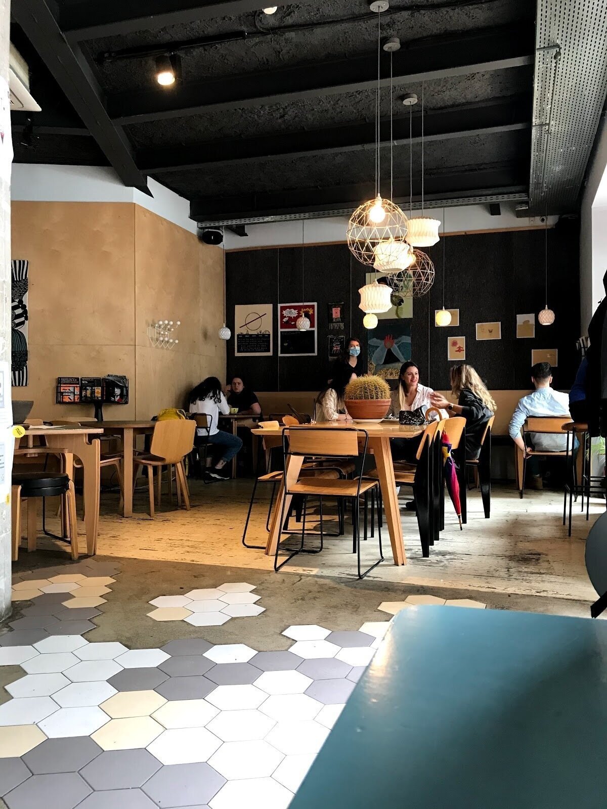 <span class="translation_missing" title="translation missing: en.meta.location_title, location_name: M60 @ Str. D. I. Mendeleev, city: Bucharest">Location Title</span>