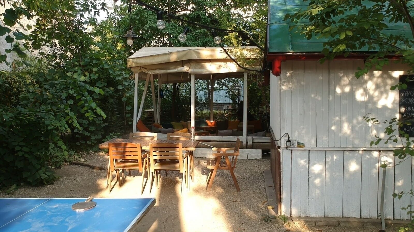 <span class="translation_missing" title="translation missing: en.meta.location_title, location_name: T5 Social, city: Bucharest">Location Title</span>